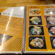 เมนู Wawa Noodle-Convent ถนนคอนแวนต์