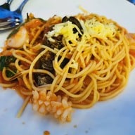 The Clockwise Cafe & Restaurant @ Varavian Resort