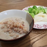 ป้าฟ้า หมูย่างยำ & กับข้าวกับปลา Pafah
