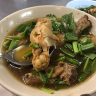 เมนูของร้าน สมยศ ข้าวต้มรอบดึก (Som Yot Khaotom Rop Duek)โชคชัย 4 ซอย 72  โชคชัย 4
