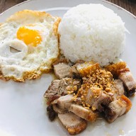 เมนูของร้าน P.S. กะเพราสวนนนท์