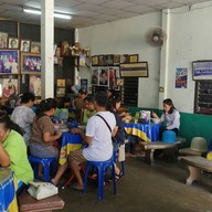 ไอติมกะทิสด ก๋วยเตี๋ยวไก่แม่ดอกไม้ สาขาดั้งเดิม (เจ๊ตุ้ย)