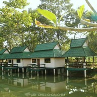 ขุนน้ำ ริมธาร รีสอร์ต