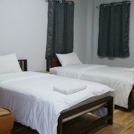 ขุนน้ำ ริมธาร รีสอร์ต