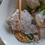 ก๋วยเตี๋ยวบ้านบึง"เดย์"ซอย9 สาขา1