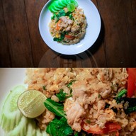 เมนูของร้าน ครัวบ้านมั่น (Food & Noodle) ลำลูกกา 49