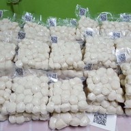 บุรีล้ำบุรีรัมย์ ลูกชิ้นยืนกิน เมืองบุรีรัมย์