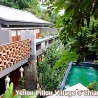 โรงแรมเยลโล่พิลโล