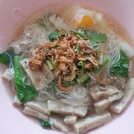 ก๋วยจั๊บญวนมีสทีน by ใจสบายจั๊บญวน