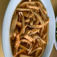 เชฟก๊อง ข้าวหน้าไก่ พูนเลิศ