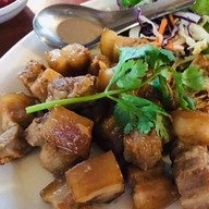 ครัวกลางดง