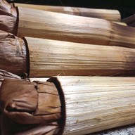 ร้านข้าวหลามแม่เล็ก รอดบางยาง