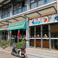 หน้าร้าน Patty Mido