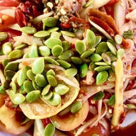 ส้มตำเจ้น้่อยครกใหญ่