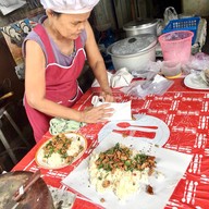 ป้าทึ่ง ตรอกฉาง