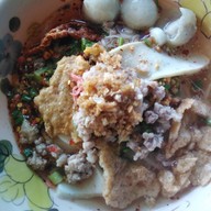 เมนูของร้าน อุ๋มอิ๋มเย็นตาโฟรสเด็ดต้มยำรสเเซ่บ 4289 6395