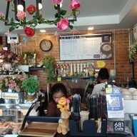 681 Cafe' Coffee & Dessert