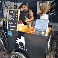 Warphouse Streetcoffee Bangsean