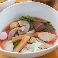 เมนูของร้าน นายไสว ก๋วยเตี๋ยวลูกชิ้นปลา นายไสว ก๋วยเตี๋ยวลูกชิ้นปลา