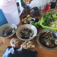 ก๋วยเตี๋ยวเรือแพเพ็ญ