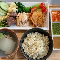 Gai Hound Organic Chicken Rice J Avenue