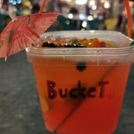 Bucket ช่างชุ่ย