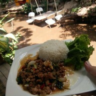 โฮ่งบีช คาเฟ่