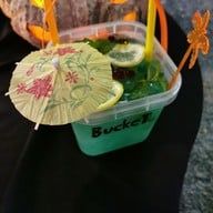 Bucket ช่างชุ่ย