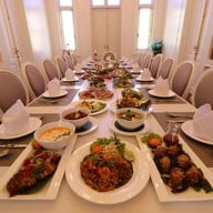 ร้านอาหารบ้านหมอมี