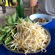 ก๋วยเตี๋ยวป้าอร