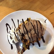 บีเจ สเตชั่น