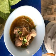 ก๋วยเตี๋ยวป้าอร
