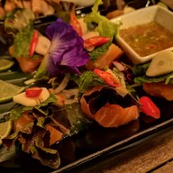 OVERDOSE cafe&hostel