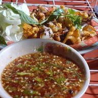 หมูปิ้งโบราณ-ครัวในบ้าน .