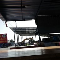 สุชาติ ก๋วยเตี๋ยวเป็ด