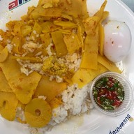 ป้าตุ๋ยข้าวแกง ตลาด อตก