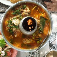 ต่อศักดิ์อาหารป่า