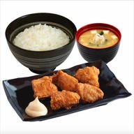 เมนูของร้าน Yoshinoya โยชิโนยะ ข้าวหน้าเนื้อ ข้าวหน้าหมู เซ็นทรัล พลาซ่า มหาชัย