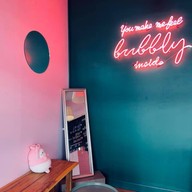 บรรยากาศ Holy Tea Bar