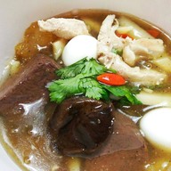 เมนูของร้าน กระเพาะปลาเจ๊เปิ้ล & ข้าวผัดปู