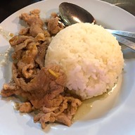 เมนูของร้าน ครัวน้องเบสท์ บางแสน