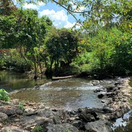 ไร่สานฝันธารน้ำใส