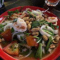 เมนูของร้าน ขนมจีนน้ำยา และอาหารตามสั่ง BY เริงลลิล Mega Bangna