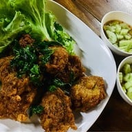 ร้านอาหารต้นตาล