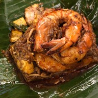 เมนูของร้าน ผัดไทยไฟทะลุ ถนนดินสอ