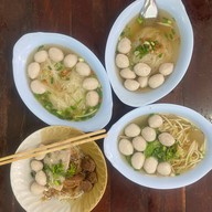 ลูกชิ้นราชวัตร