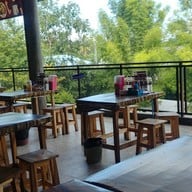 ต้อม เตี๋ยวเรือยกซด สาขาหางดง