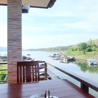 บ้านนารี สังขละบุรี