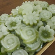 เมนูของร้าน ขนมไทย "ข้าวเหนียวมูนเจ๊ลำใย" Apple Loft