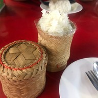 ลาบดาบนง นางลิ้นจี่ มาร์เก็ต